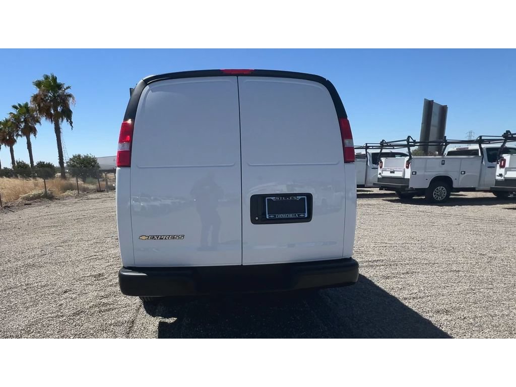 New 2026 Chevrolet Express 2500 w/ Driver Convenience Package RWD image 12