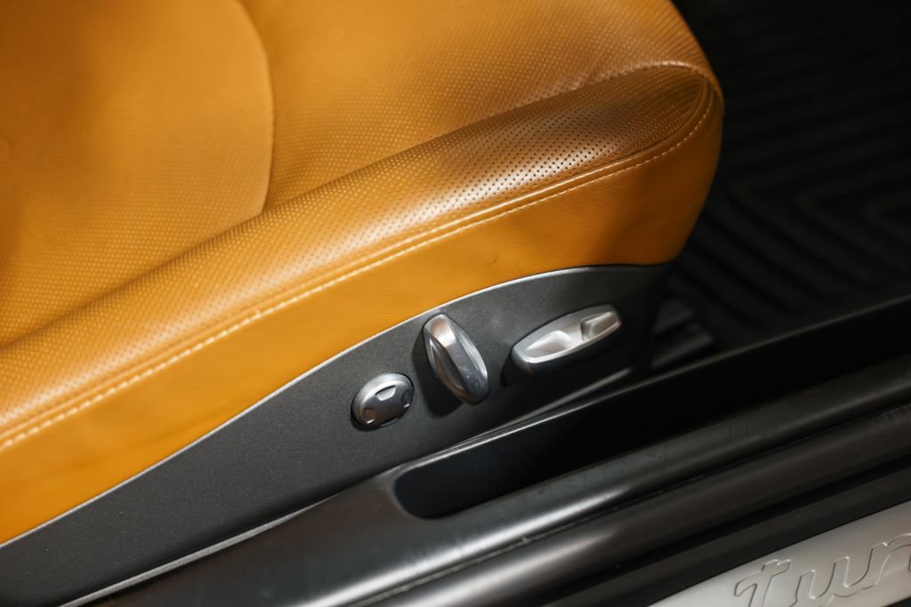 Used 2009 Porsche 911 Turbo image 24