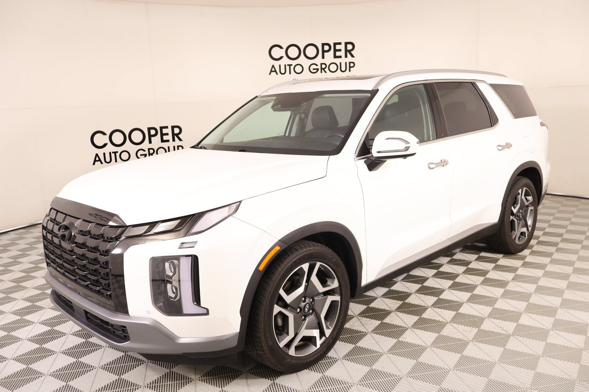Used 2023 Hyundai Palisade SEL w/ Premium Package AWD/4WD image 11