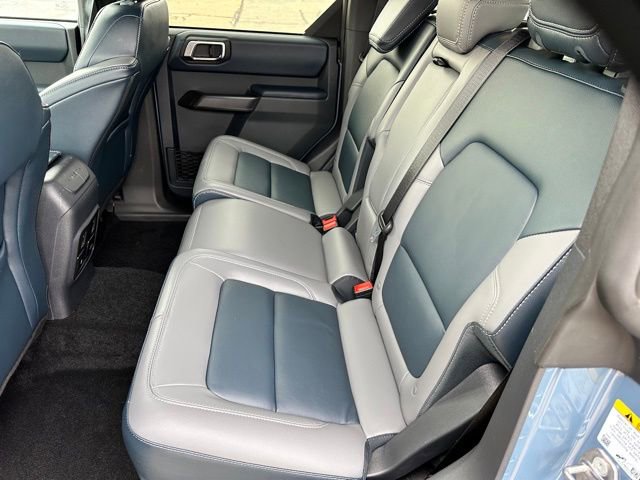 Used 2024 Ford Bronco Outer Banks image 9