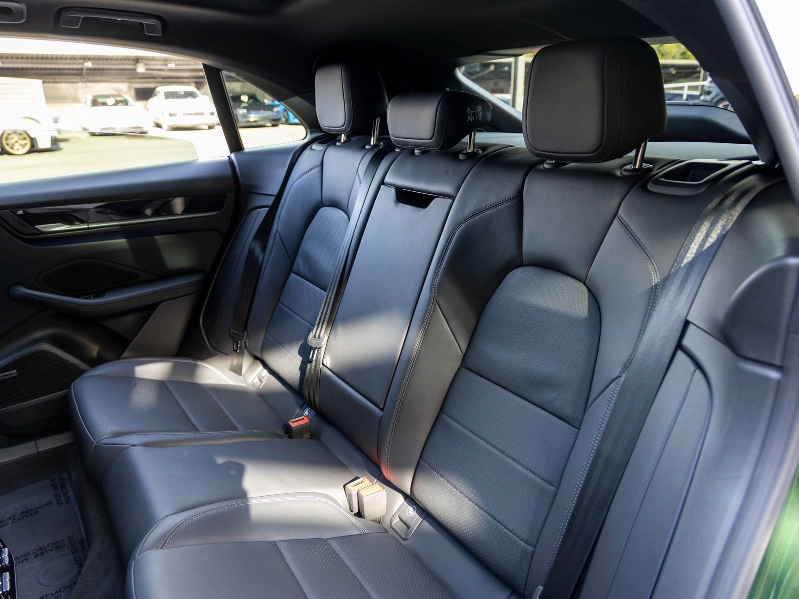 Certified 2025 Porsche Macan Electric image 42