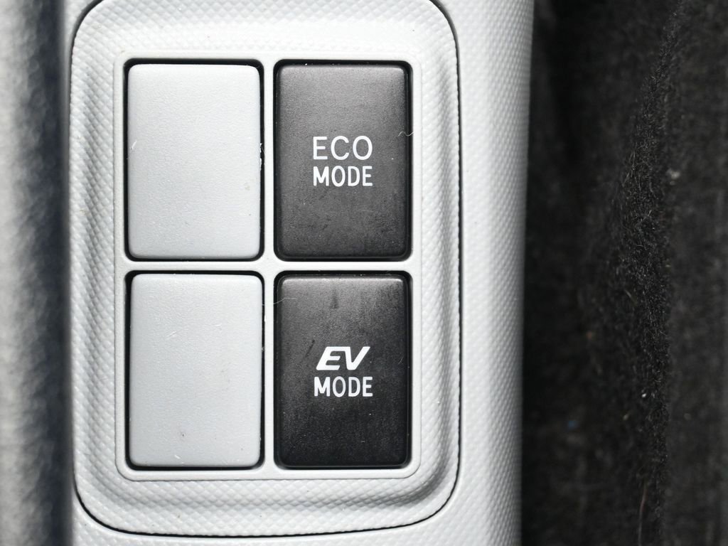 Used 2012 Toyota Prius C Two image 25