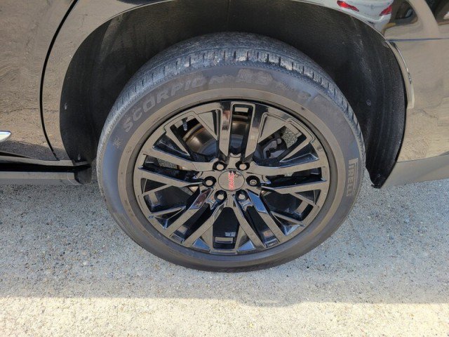Used 2021 GMC Yukon Denali w/ Denali Ultimate Package image 10