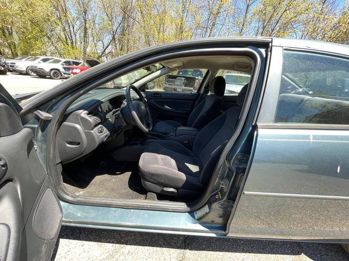 Used 2006 Dodge Stratus SXT w/ Protection Value Pkg FWD image 21