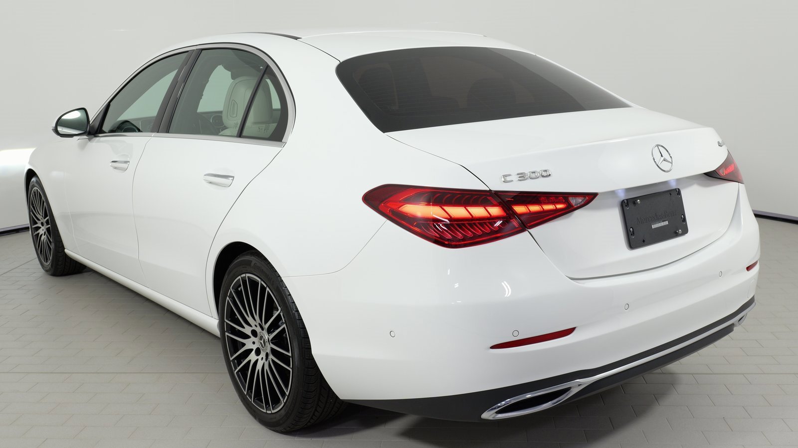 Used 2024 Mercedes-Benz C 300 4MATIC Sedan image 38