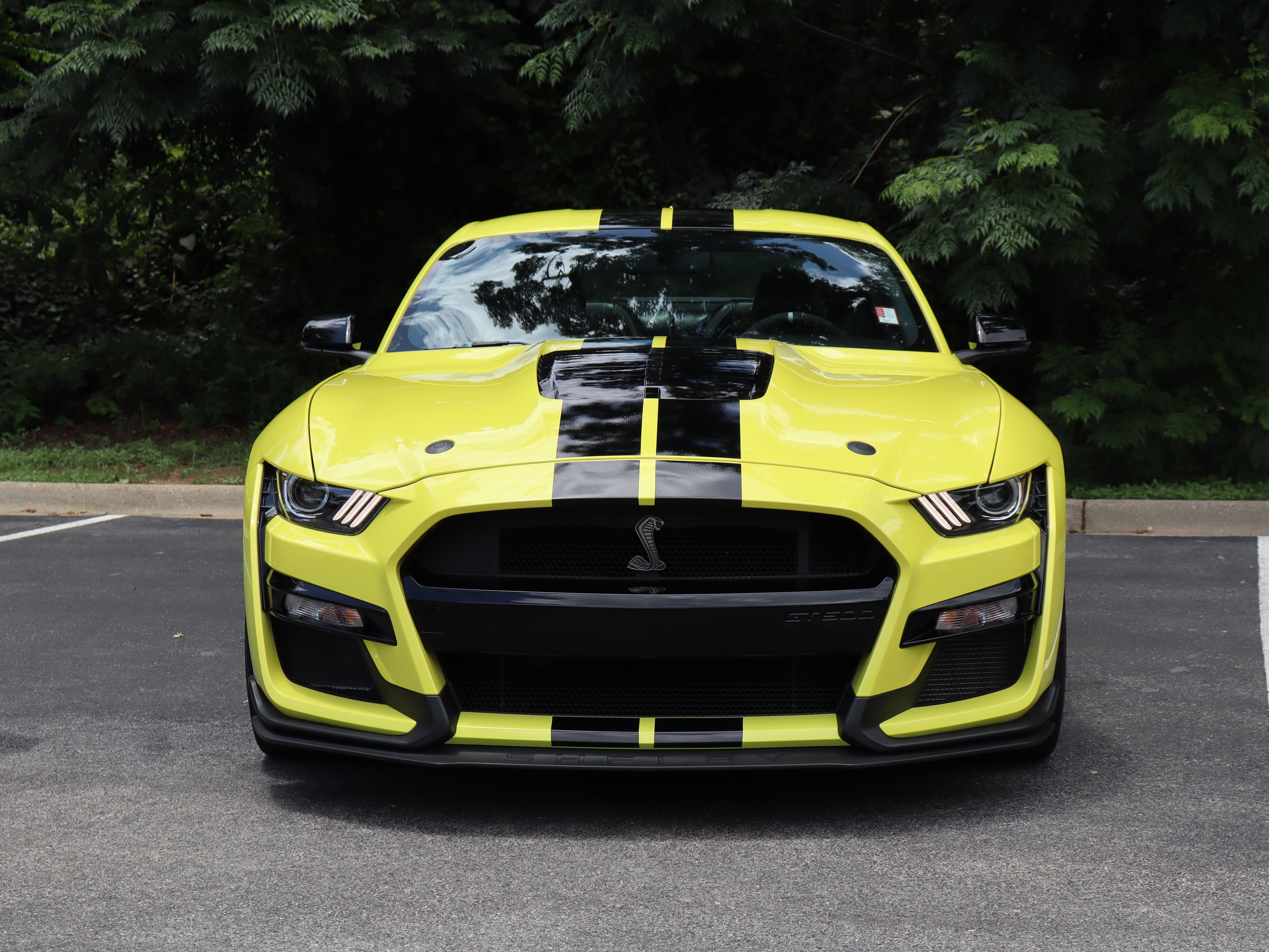 Used 2021 Ford Mustang Shelby GT500 w/ Technology Package RWD image 10