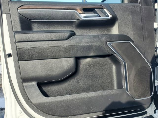 Used 2025 Chevrolet Silverado 1500 LT image 11