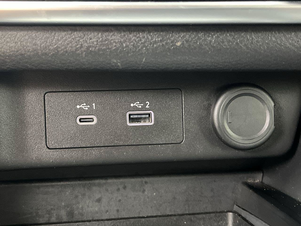 Used 2023 Nissan Rogue SV AWD/4WD image 21