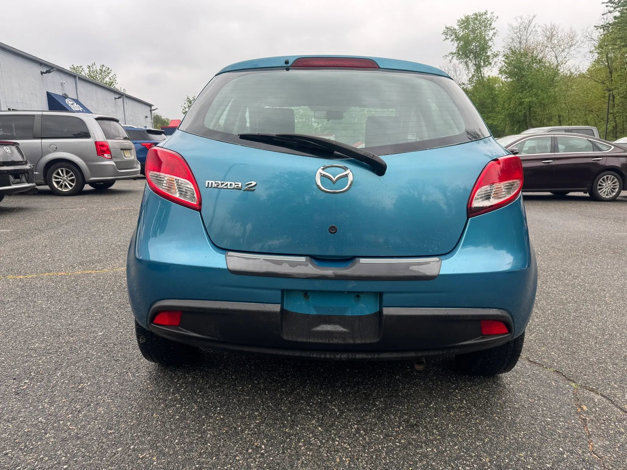 Used 2011 MAZDA MAZDA2 Sport FWD image 4