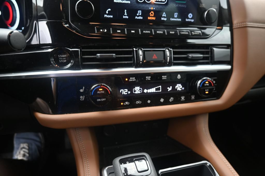 Used 2025 Nissan Pathfinder Platinum AWD/4WD image 28