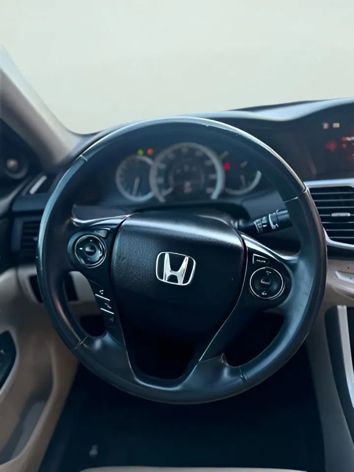 Used 2014 Honda Accord EX-L image 31