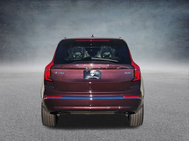 New 2026 Volvo XC90 B5 Core w/ Protection Package AWD/4WD image 6
