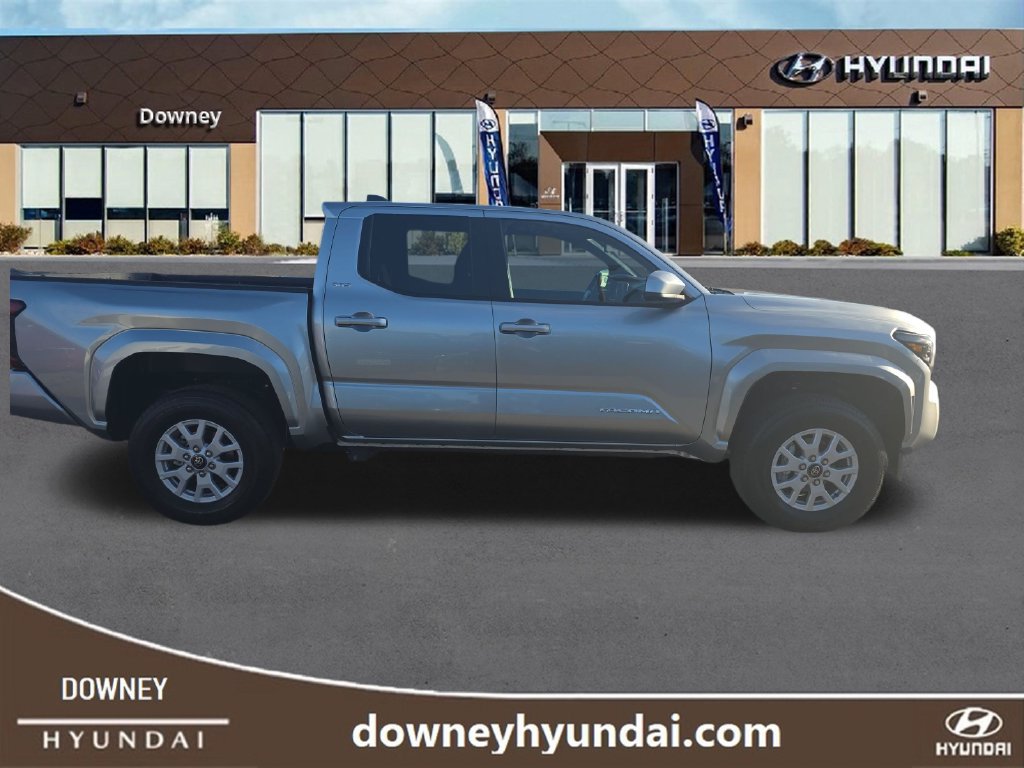 Used 2024 Toyota Tacoma SR5 w/ SR5 Upgrade Package AWD/4WD image 6