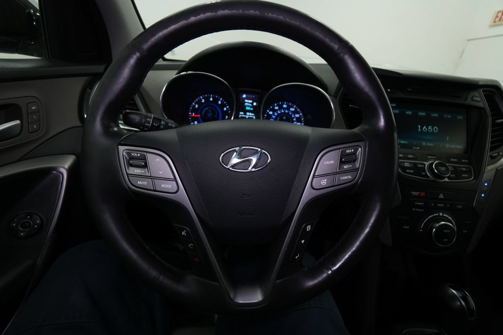 Used 2014 Hyundai Santa Fe Sport 2.0T w/ Technology Package 05 AWD/4WD image 43