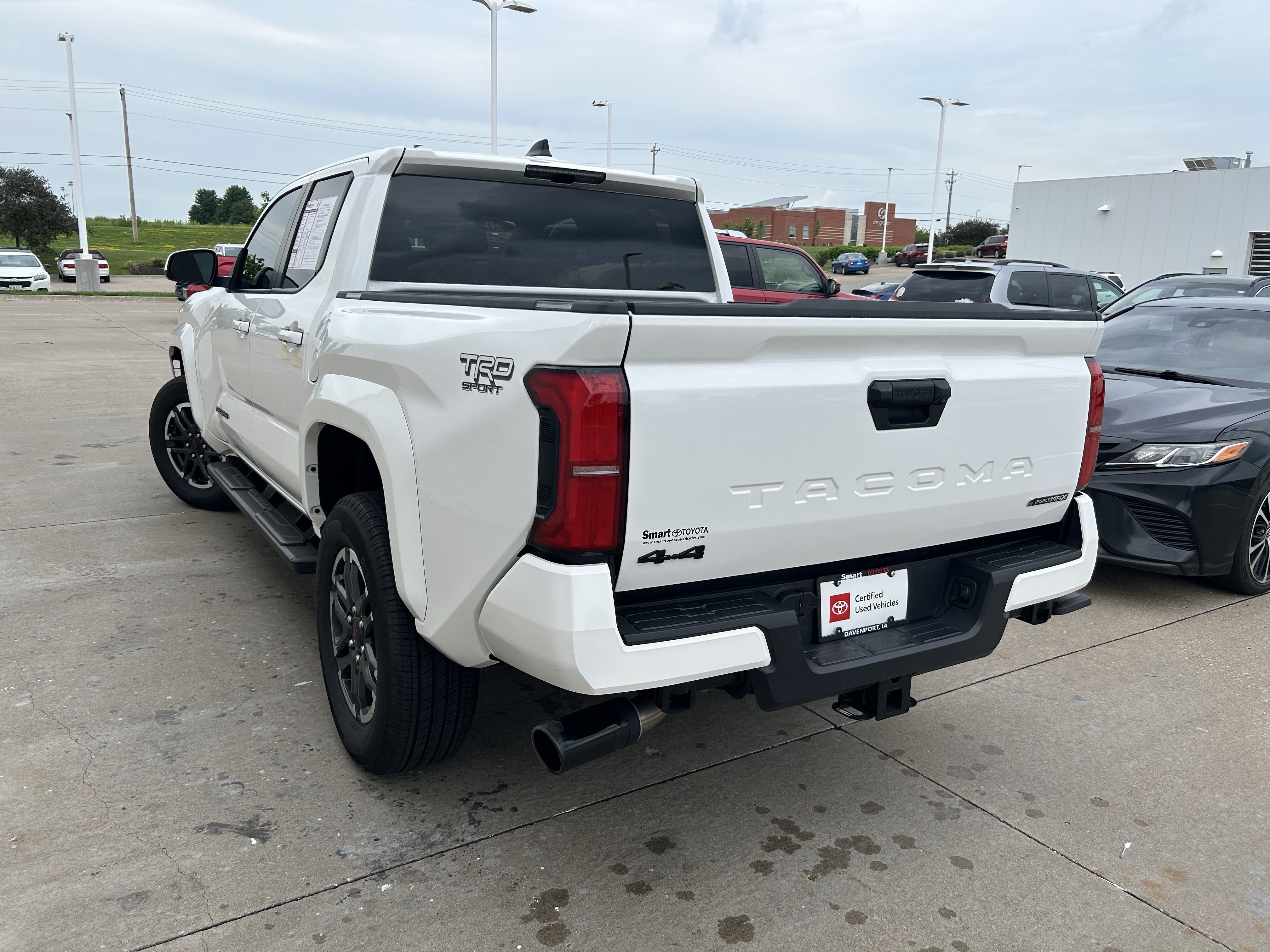 Certified 2025 Toyota Tacoma TRD Sport AWD/4WD image 5