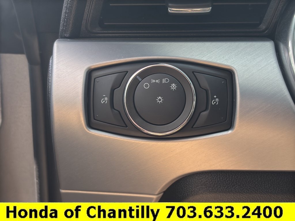 Used 2022 Ford Mustang Premium RWD image 18