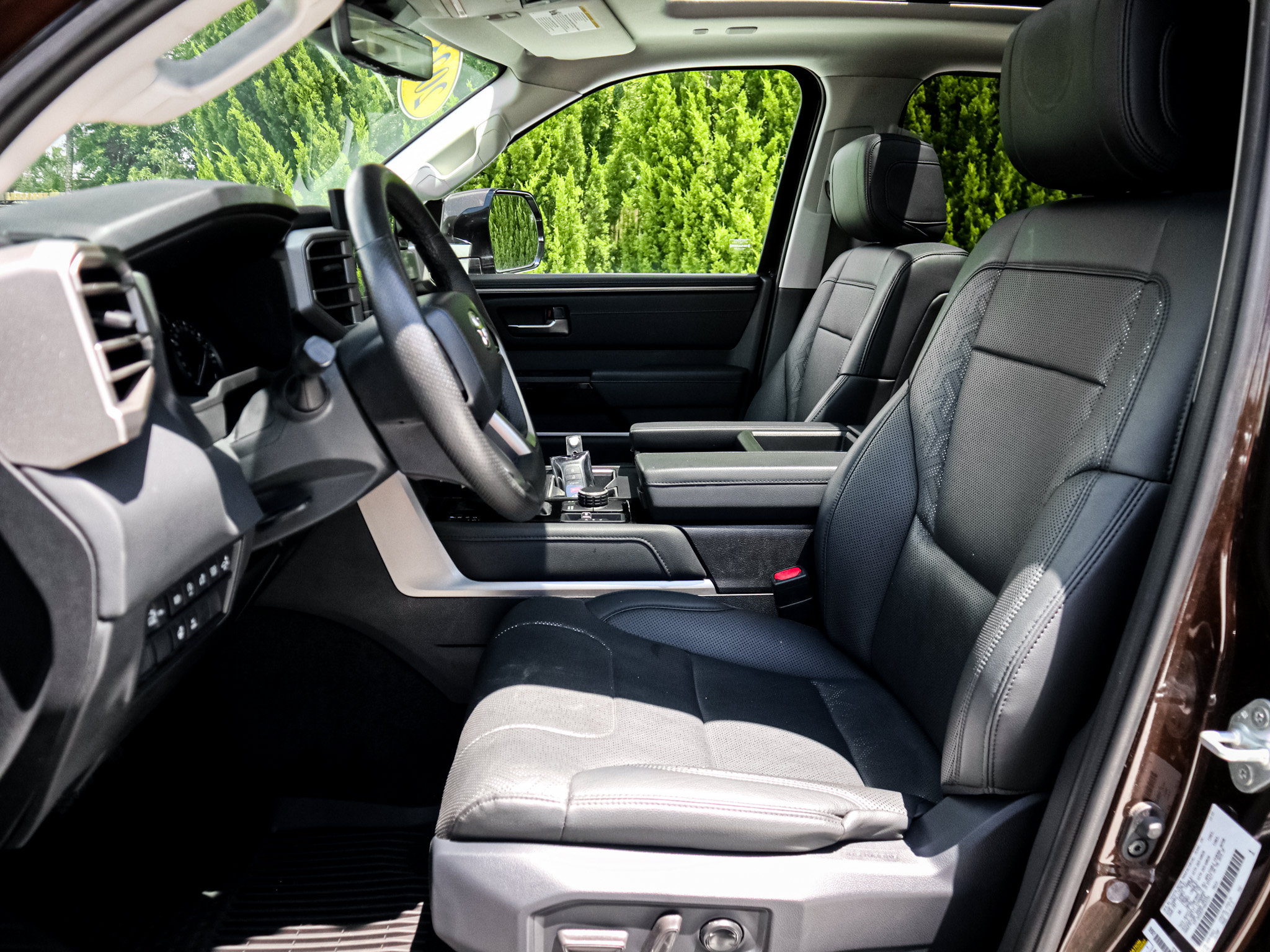 Used 2023 Toyota Tundra Limited AWD/4WD image 16
