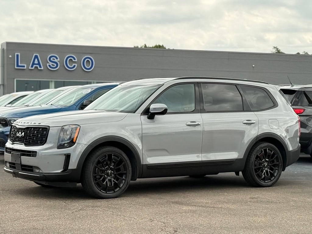 Used 2022 Kia Telluride SX w/ SX Prestige Package AWD/4WD image 1