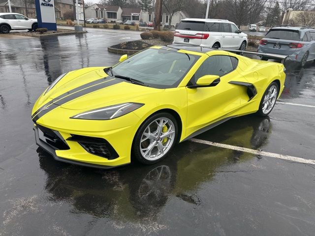 Used 2021 Chevrolet Corvette Stingray Premium Cpe w/ Z51 Performance Package image 1