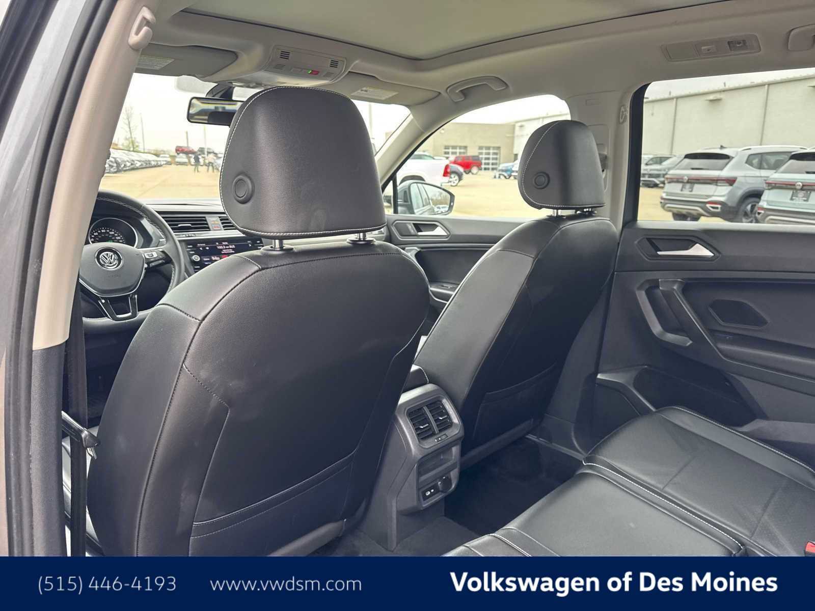 Used 2021 Volkswagen Tiguan SE w/ Panoramic Sunroof Package image 13
