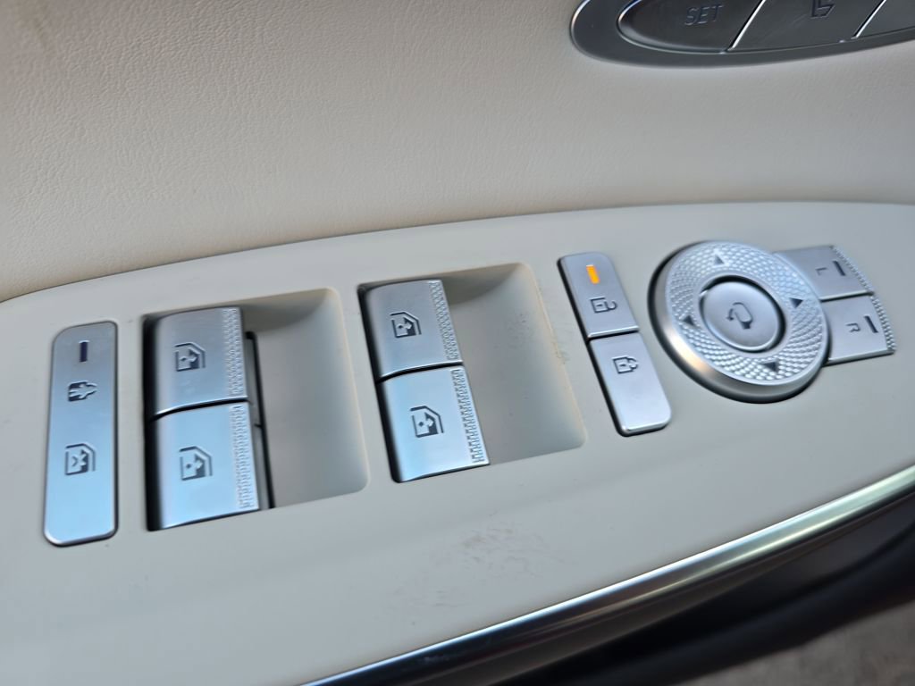 New 2026 Genesis GV70 2.5T Select image 12