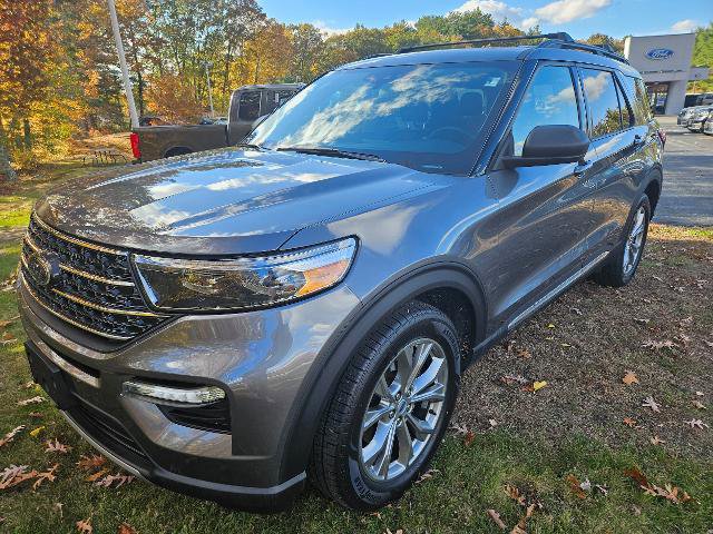 Certified 2022 Ford Explorer XLT w/ Equipment Group 202A AWD/4WD image 1