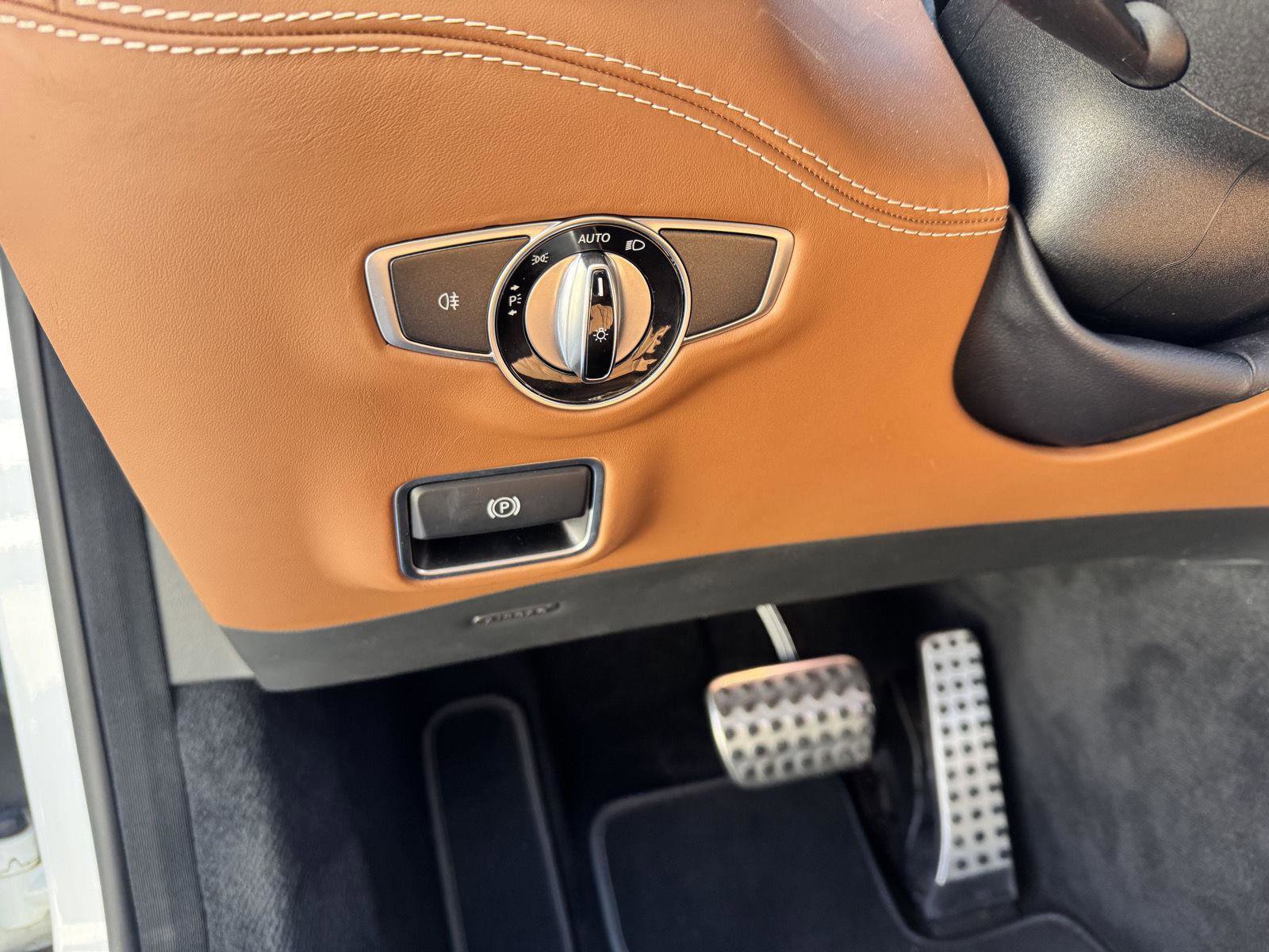 Used 2017 Mercedes-Benz S 550 Cabriolet image 7