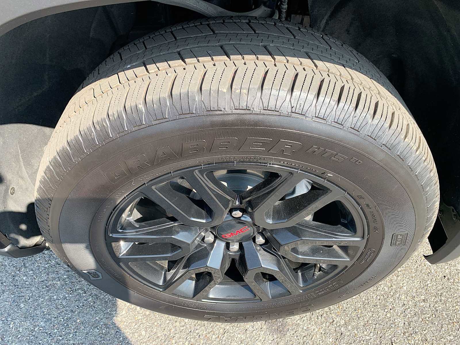 Certified 2025 GMC Sierra 1500 Elevation image 32