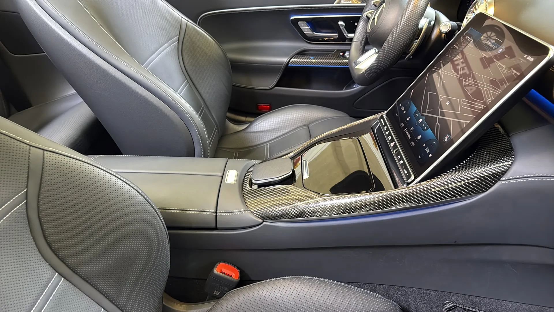 Used 2022 Mercedes-Benz SL 63 AMG 4MATIC image 26