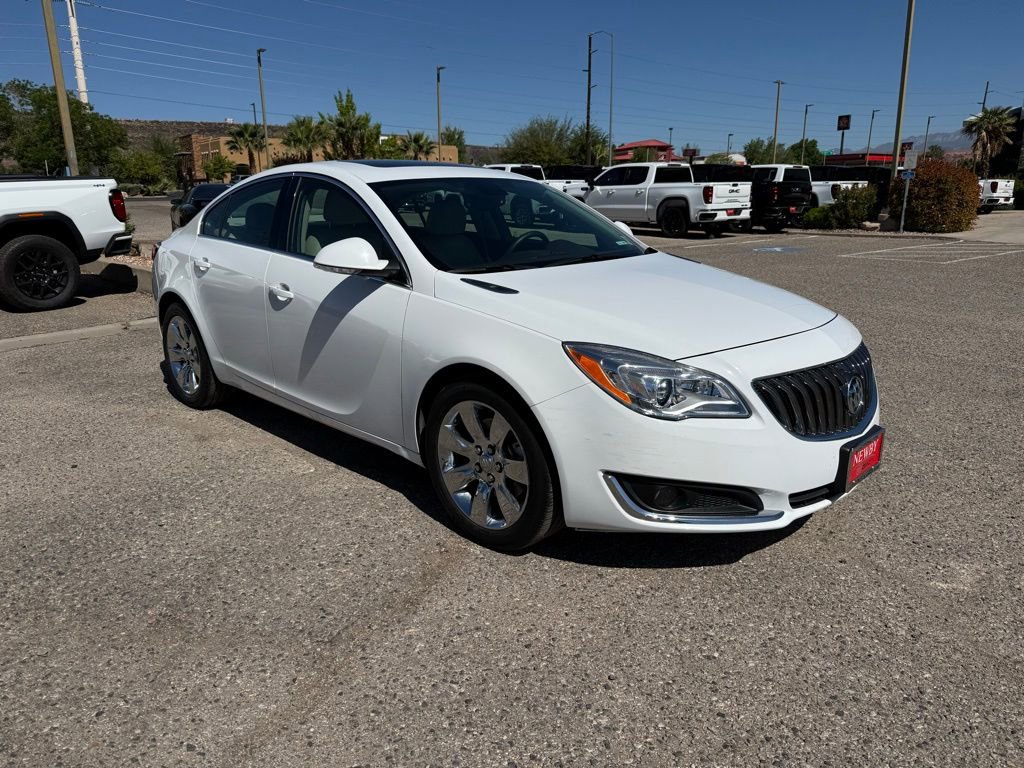 Used 2017 Buick Regal Premium image 3