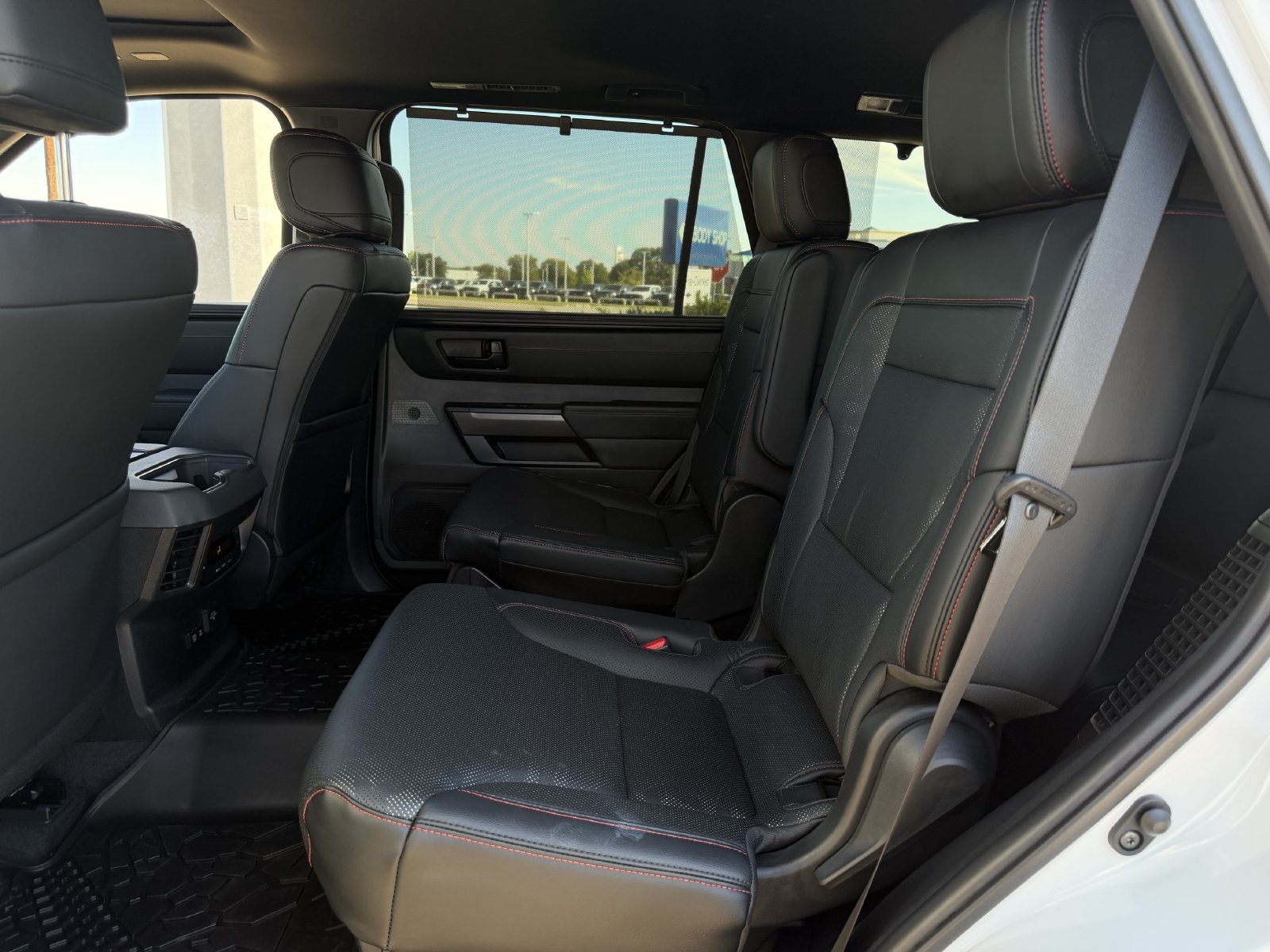 Used 2025 Toyota Sequoia TRD Pro AWD/4WD image 30