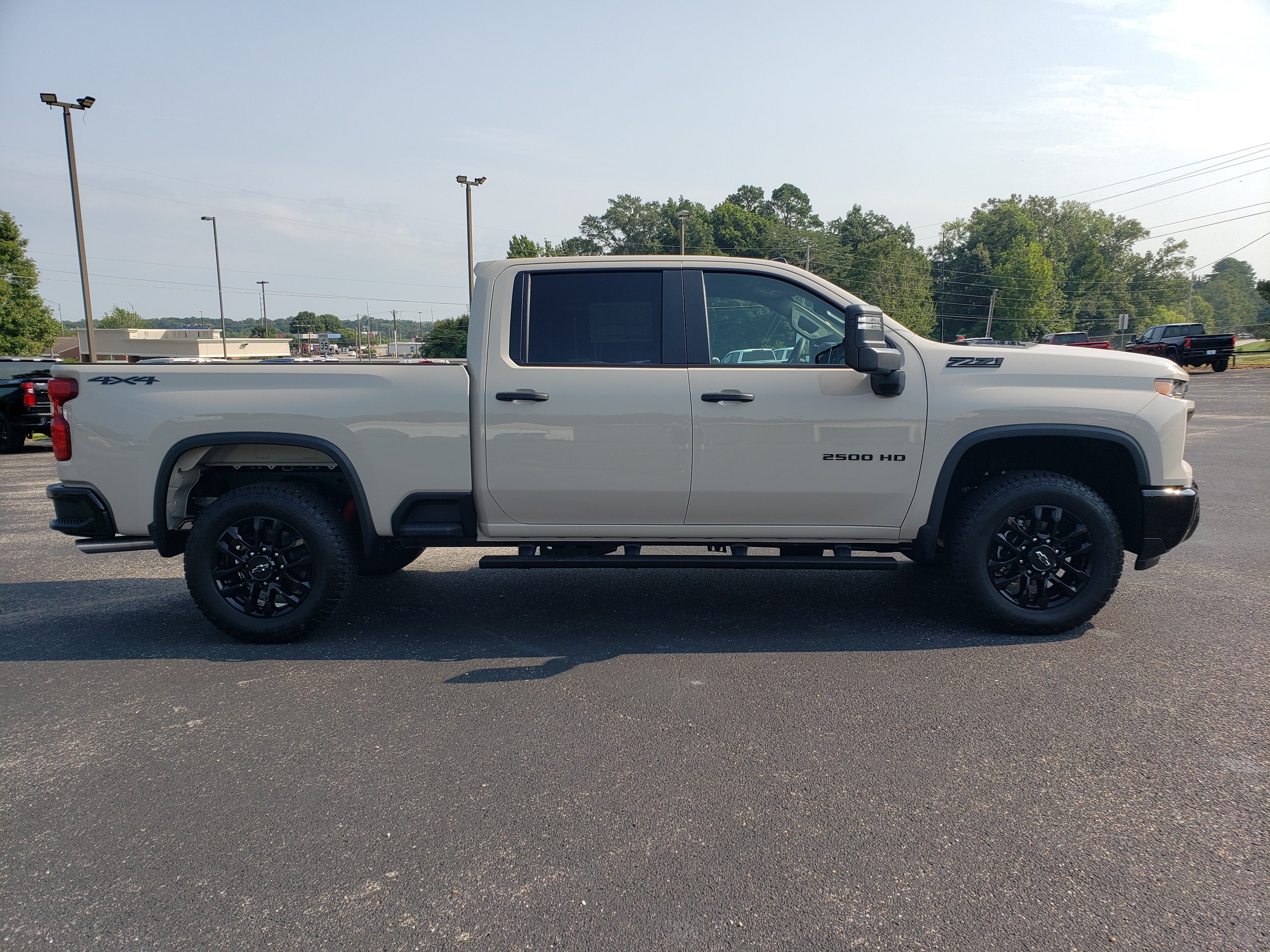 New 2026 Chevrolet Silverado 2500 Custom w/ Custom Value Package AWD/4WD image 5