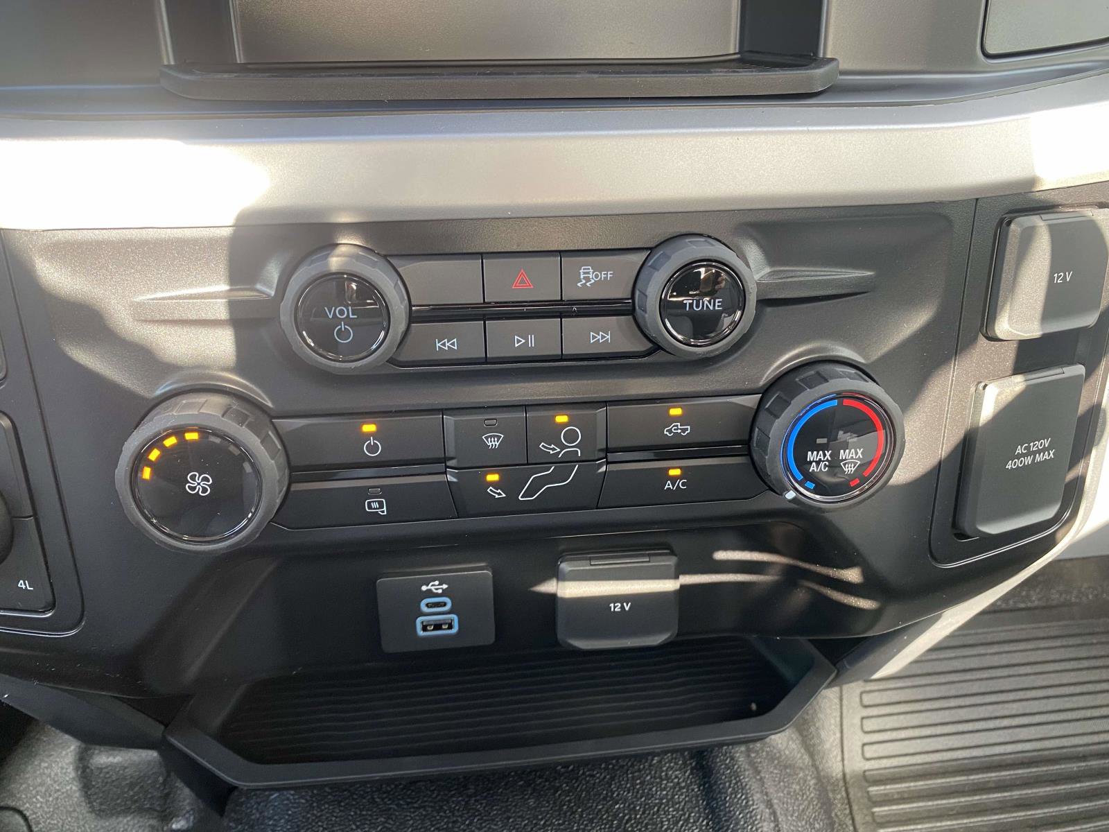 New 2026 Ford F550 4x4 Regular Cab Super Duty image 20