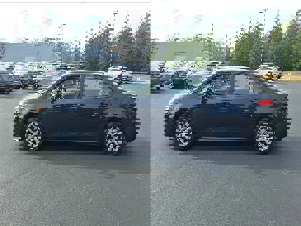 Used 2022 Toyota Corolla LE image 21