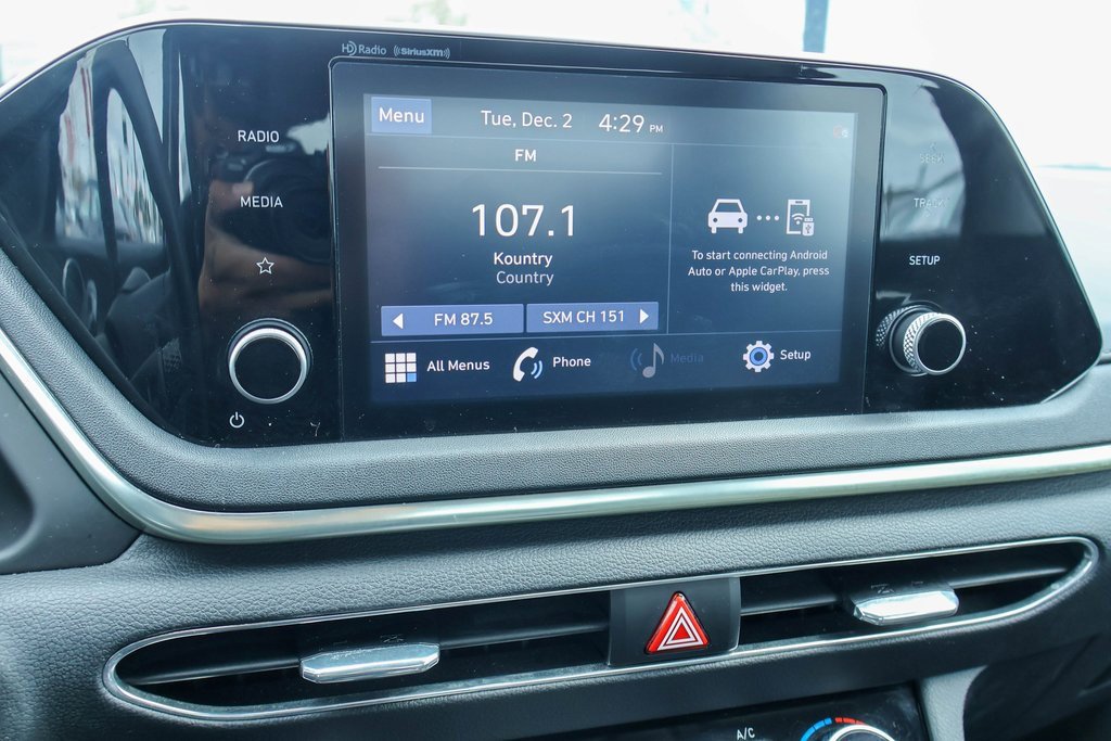 Used 2022 Hyundai Sonata SEL image 3