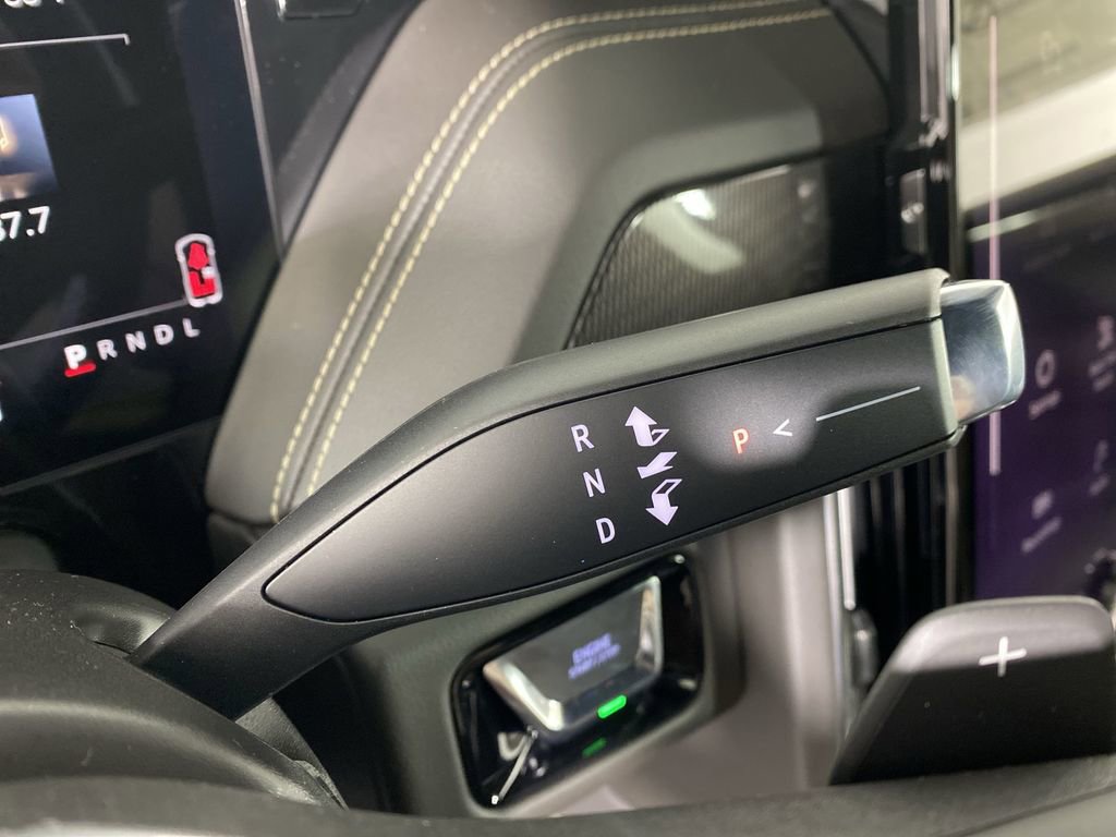 New 2026 GMC Yukon Elevation image 16