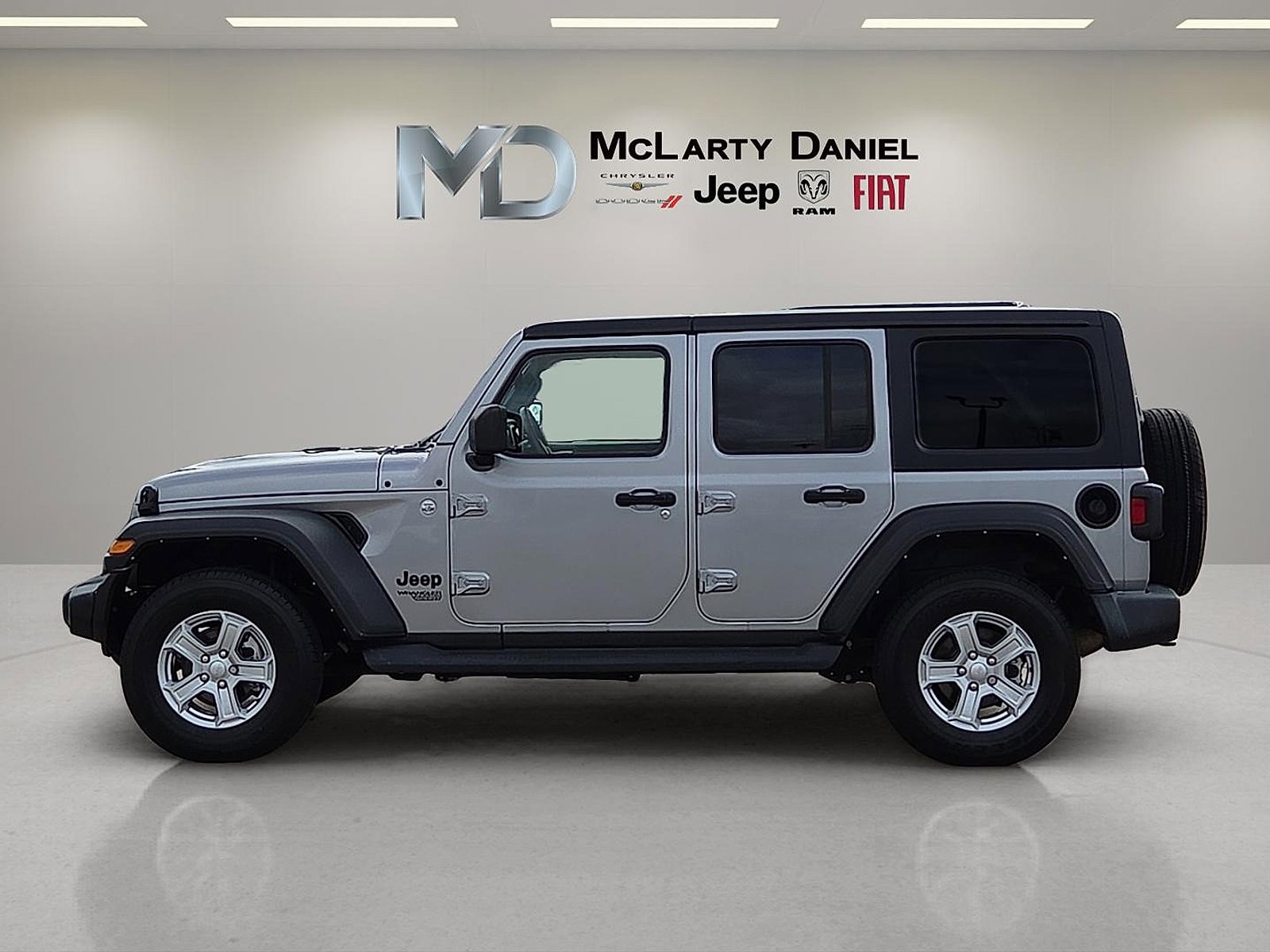Used 2021 Jeep Wrangler Unlimited Sport image 3