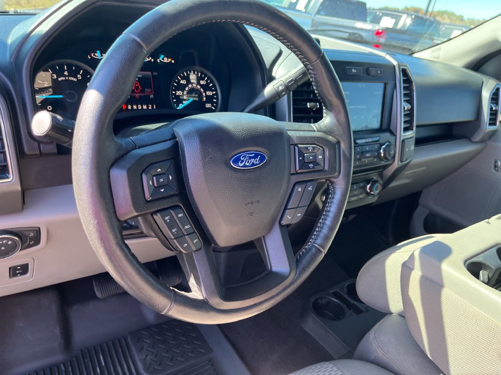 Used 2018 Ford F150 XLT w/ Equipment Group 302A Luxury AWD/4WD image 15