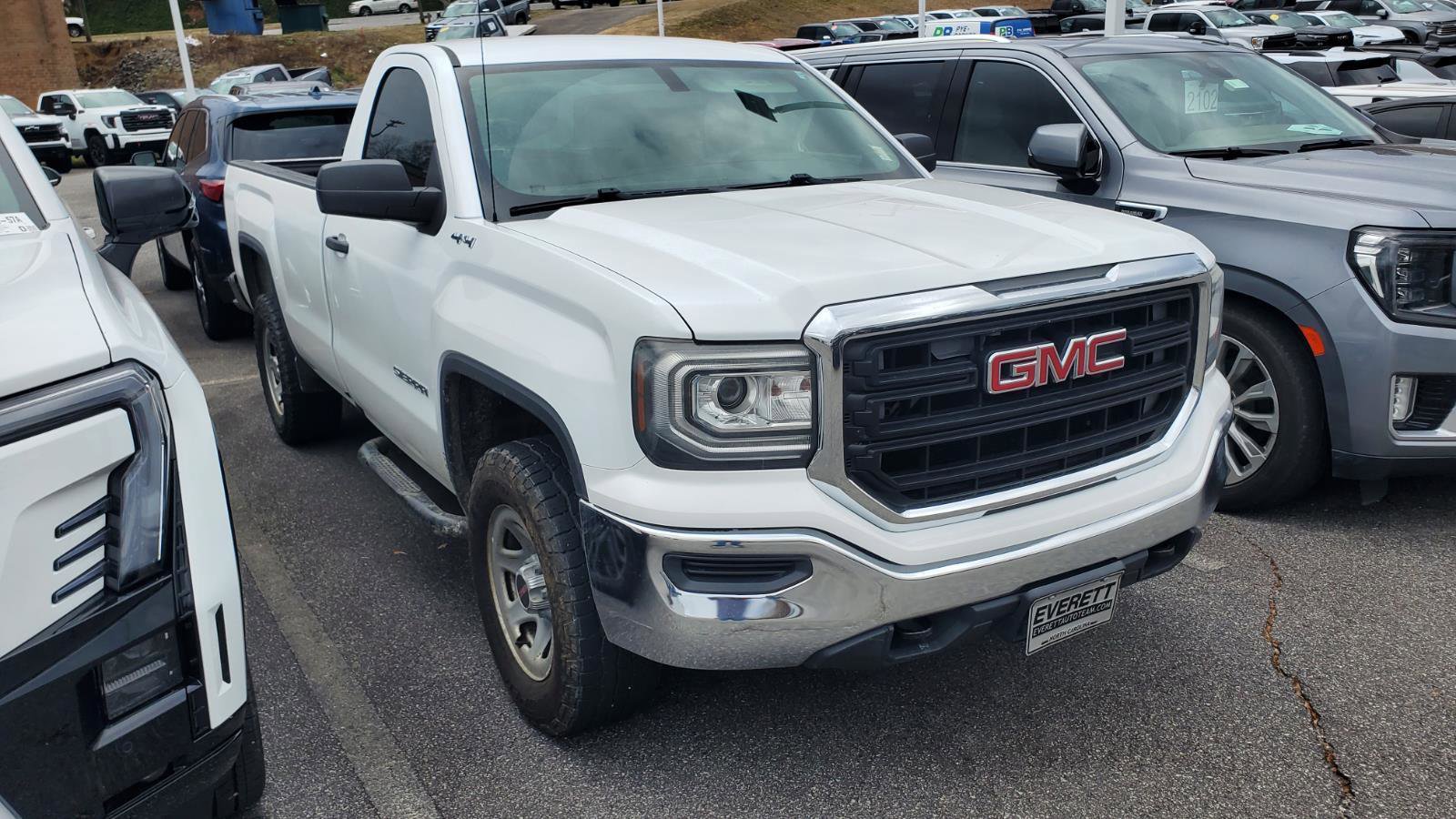 Used 2016 GMC Sierra 1500 4WD Reg Cab 133.0 image 3