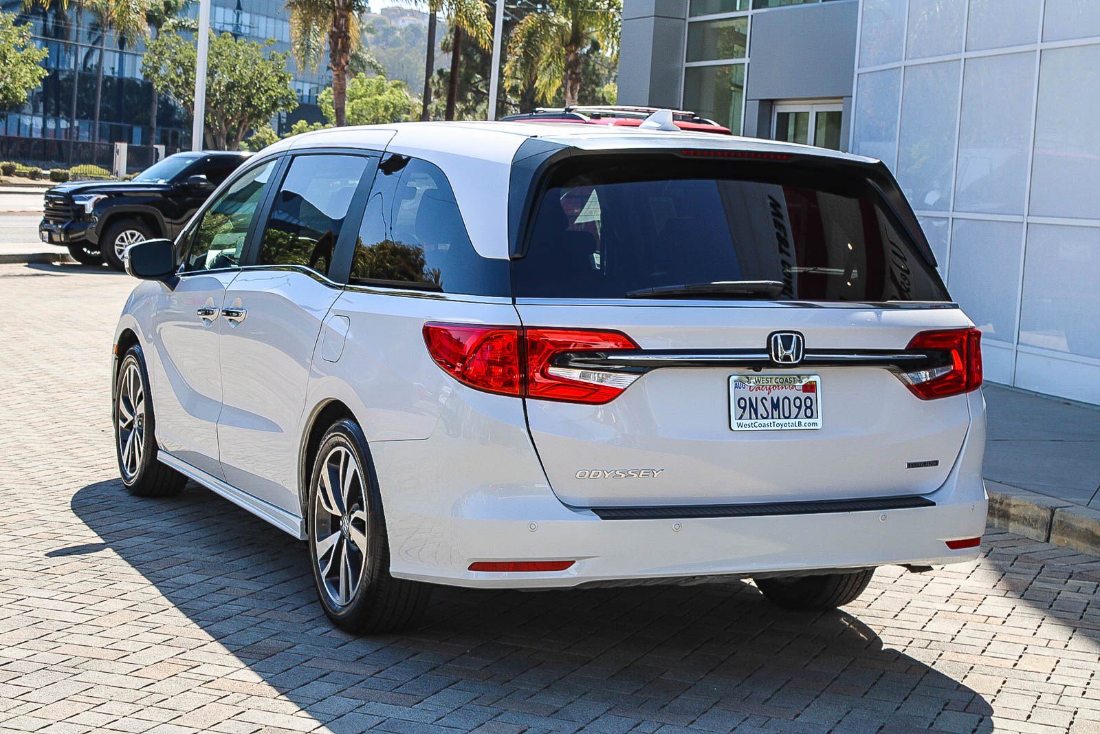 Used 2024 Honda Odyssey Touring image 10