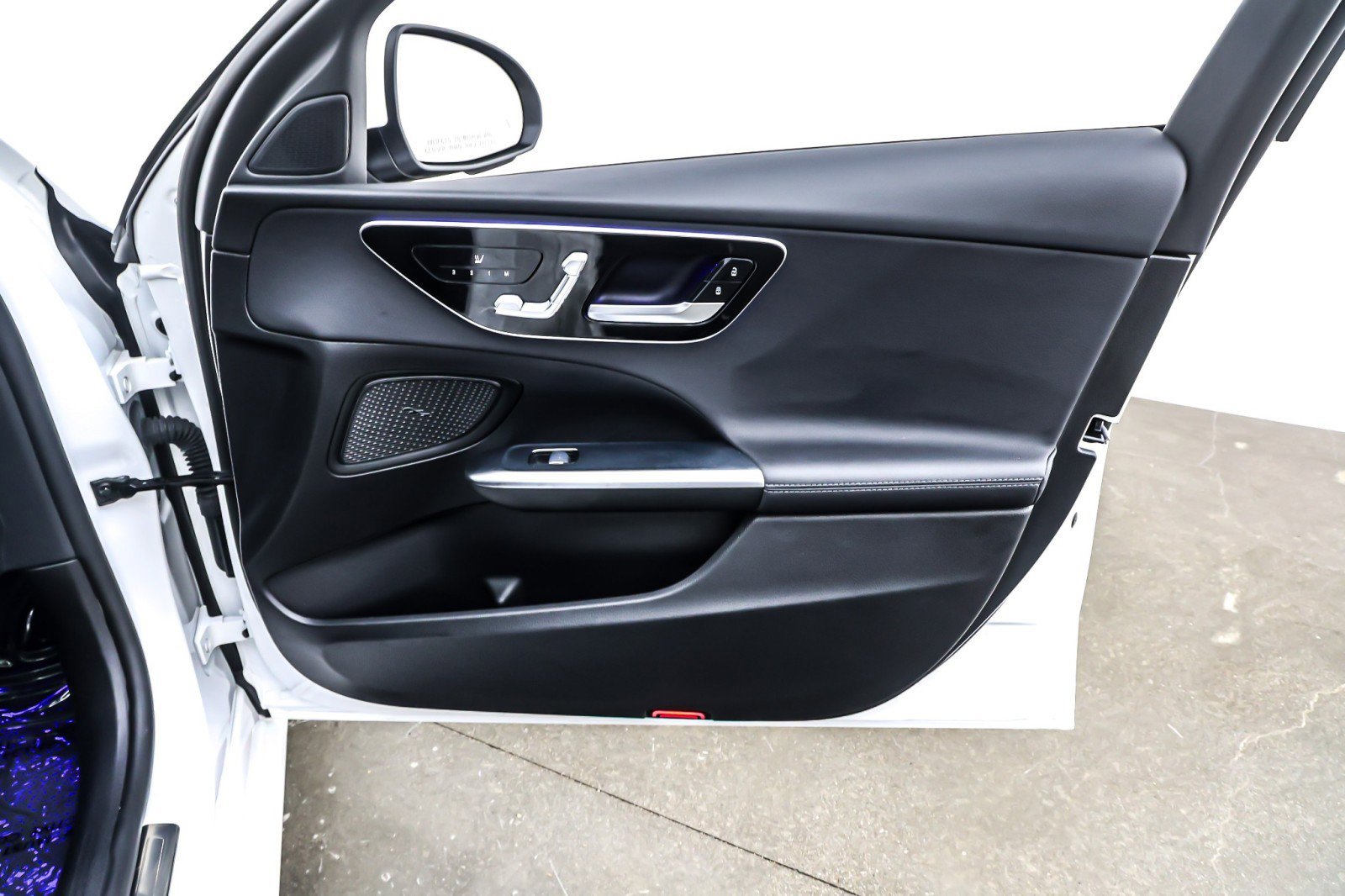 Used 2023 Mercedes-Benz C 300 Sedan image 24