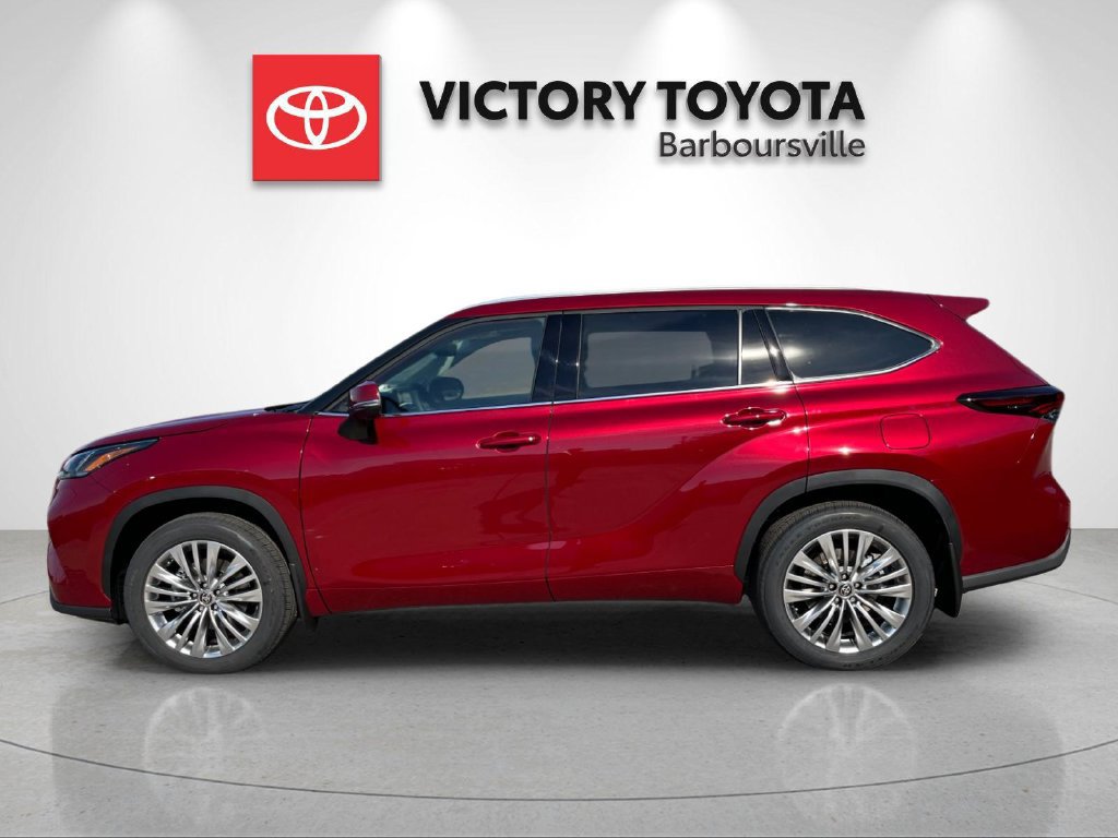 New 2026 Toyota Highlander Platinum AWD/4WD image 2