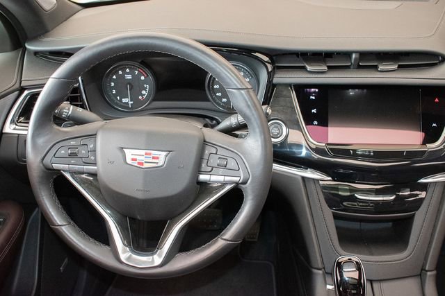 Certified 2023 Cadillac XT6 Premium Luxury w/ Technology Package AWD/4WD image 18