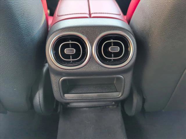 Used 2023 Mercedes-Benz GLC 300 4MATIC image 18