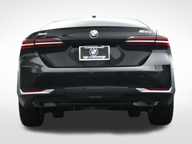 New 2026 BMW 530i xDrive w/ Premium Package image 30