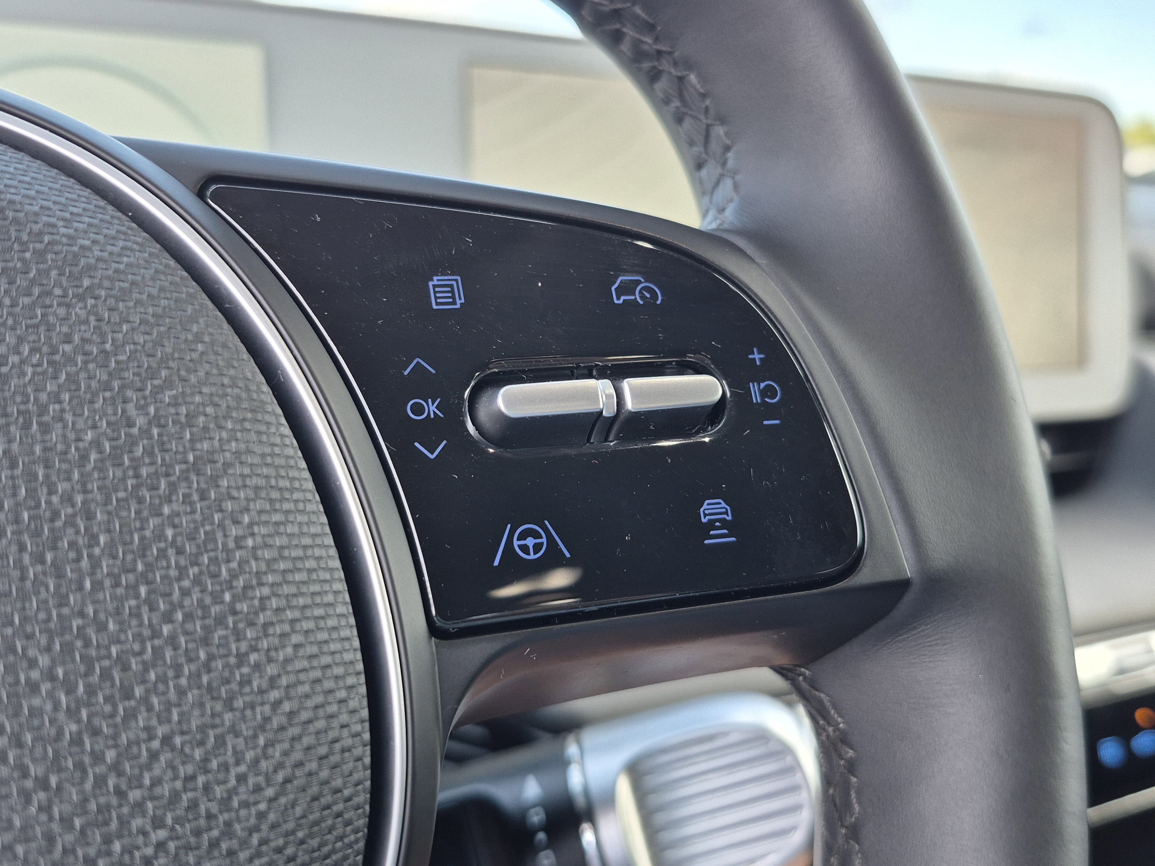 Certified 2024 Hyundai Ioniq 5 SEL RWD image 31