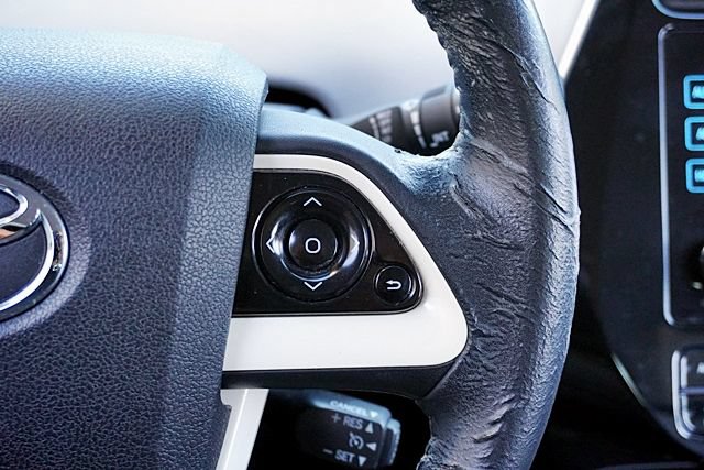 Used 2016 Toyota Prius Four FWD image 44