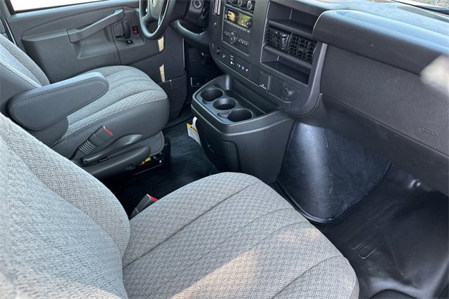 New 2025 Chevrolet Express 2500 Work Van w/ Driver Convenience Package image 19