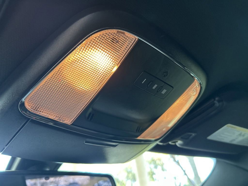 Used 2023 Dodge Charger R/T w/ Blacktop Package image 40