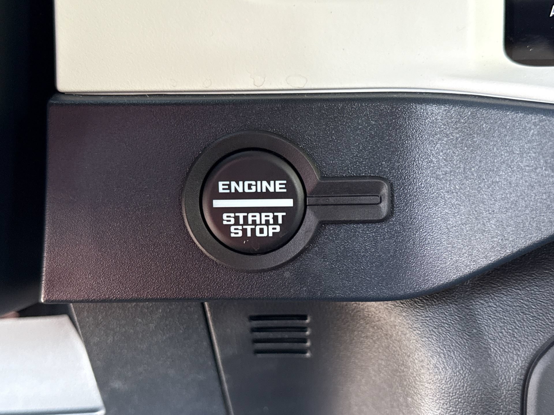 Used 2026 Ford Bronco Heritage Edition AWD/4WD image 7
